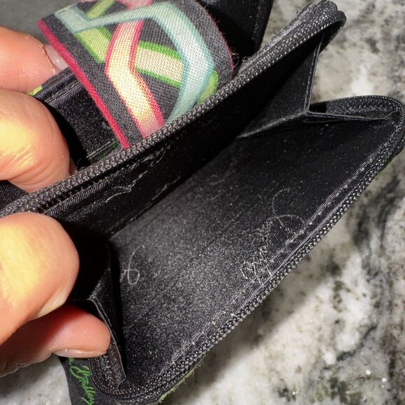 Black Green Pink Flowers VERA BRADLEY Wallet Zip Around Coin Pocket & Snap Tab - Picture 5 of 6